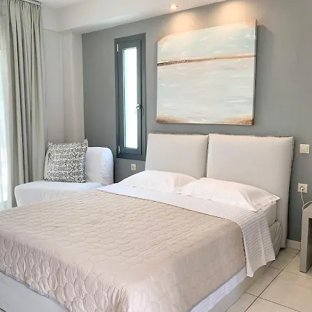 Aelia Living Apartahotel 4*