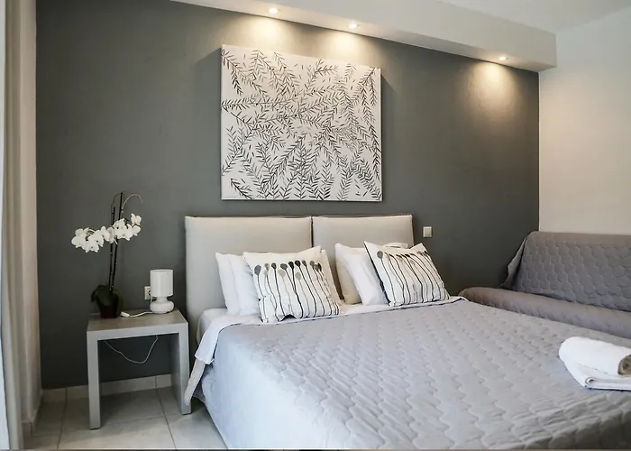 Aelia Living 4*