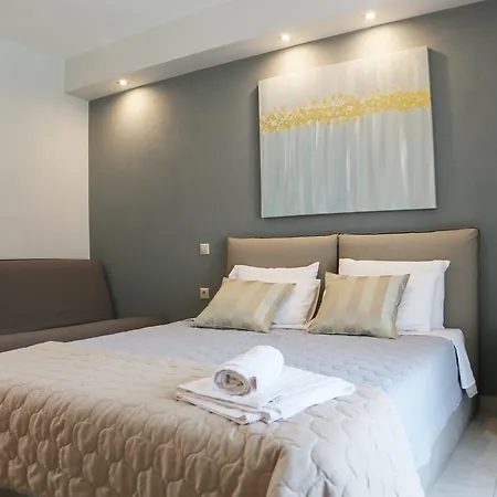 Aelia Living 4*