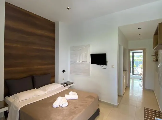 Aparthotel Aelia Living 4*