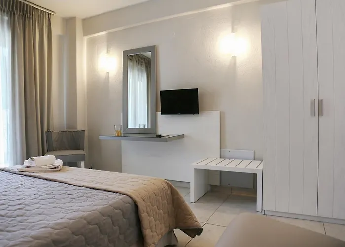 Aparthotel Aelia Living 4*